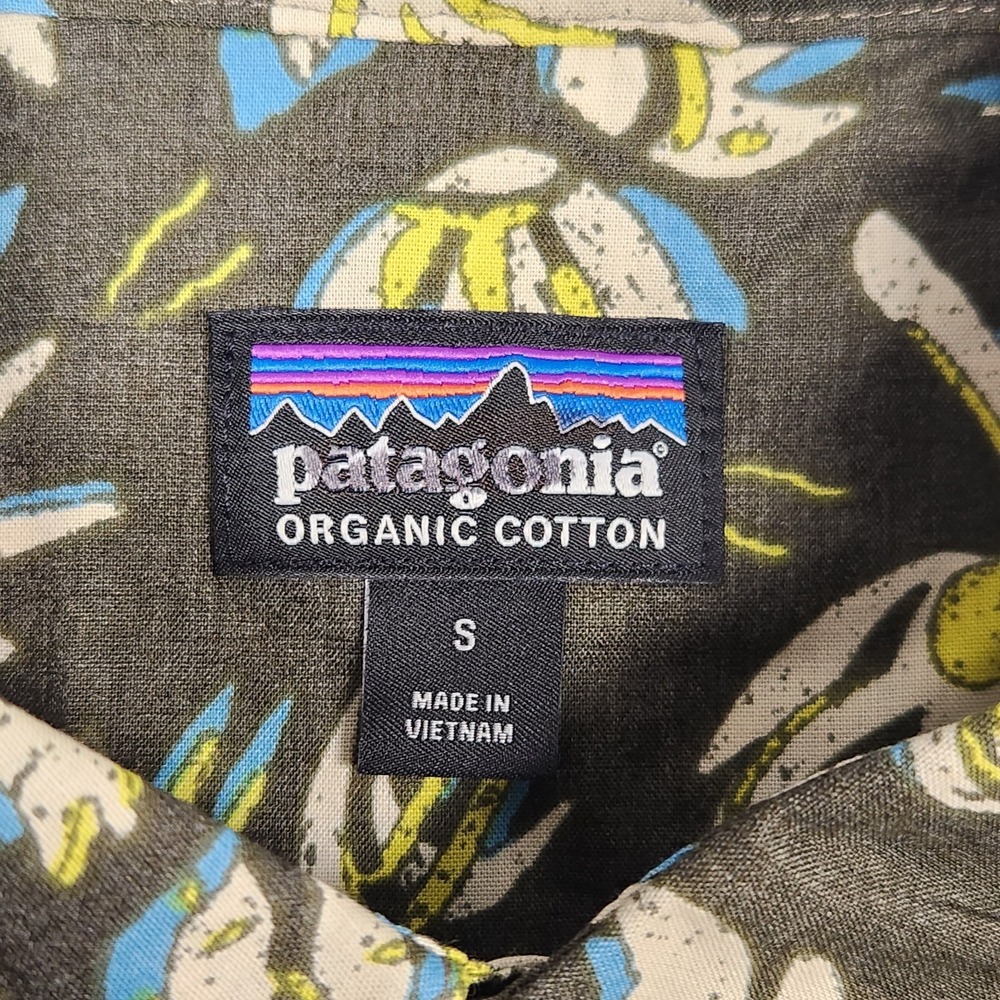 Patagonia Shirt Small Green Floral Go To Camp Hawaiian Vacation Cruise Beach - Picture 4 of 11